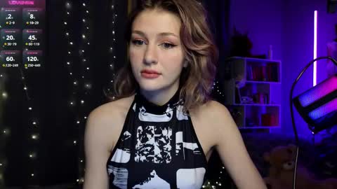 fancymeee online show from December 15, 4:04 pm