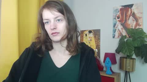 Nadine online show from November 5, 6:02 am