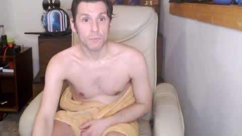 Fan Friction online show from March 18, 5:43 am