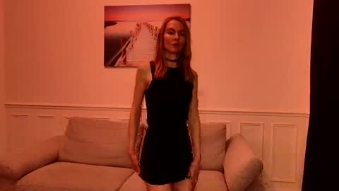 Fanny online show from December 10, 6:06 pm