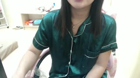 Snapshot of fantasex09 chatting on April 13, 3:34 am fantasex09 online show from April 13, 3:34 am