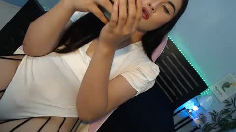 Snapshot of fantasticcock69_daniella chatting on February 25, 2:22 pm DANIELLA - DONT FORGET TO GIVE ME A THUMBSU UP online show from February 25, 2:22 pm