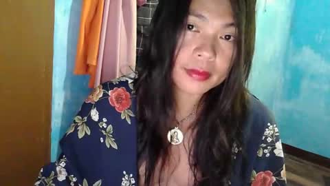 Snapshot of fantasyblue143 chatting on March 30, 2:12 am fantasyblue143 online show from March 30, 2:12 am