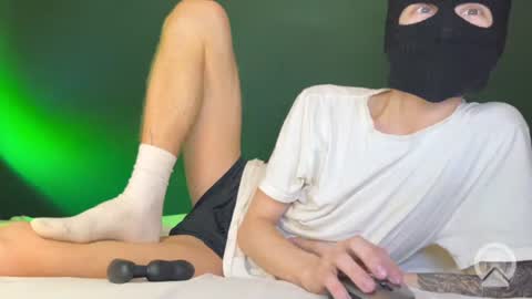 Snapshot of fantasydanny chatting on June 17, 7:04 pm HappyCake online show from June 17, 7:04 pm