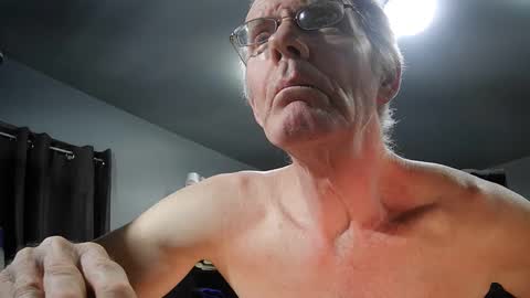 fantasyresort online show from December 26, 4:21 am