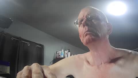 fantasyresort online show from March 15, 3:12 am