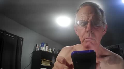 fantasyresort online show from April 22, 2:58 am