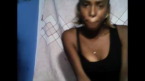 Snapshot of fanyah01 chatting on May 19, 4:13 pm fanyah01 online show from May 19, 4:13 pm