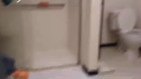 Snapshot of fapqueenc17 chatting on February 10, 1:03 am Scarlett online show from February 10, 1:03 am