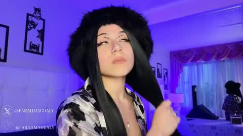 Snapshot of farahh_magdaly chatting on February 27, 3:05 pm Farah online show from February 27, 3:05 pm