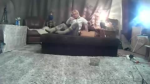 hausewife online show from January 30, 9:36 pm