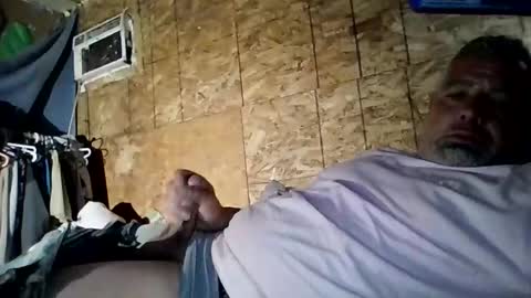 farrisshane1985 online show from April 1, 12:00 am