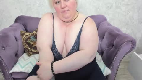 fashiona online show from September 24, 9:07 pm