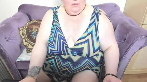 fashiona online show from October 18, 12:13 am