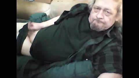 HoneyCumJuice4U online show from April 23, 8:33 pm