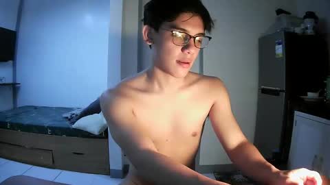 Snapshot of fastfucker_22 chatting on May 17, 7:39 am fastfucker_22 online show from May 17, 7:39 am