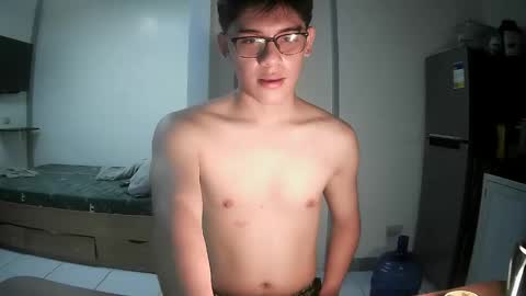 Snapshot of fastfucker_22 chatting on May 27, 9:17 am fastfucker_22 online show from May 27, 9:17 am