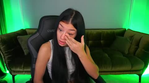 Snapshot of fatalenellie chatting on October 29, 9:49 pm Nellie online show from October 29, 9:49 pm