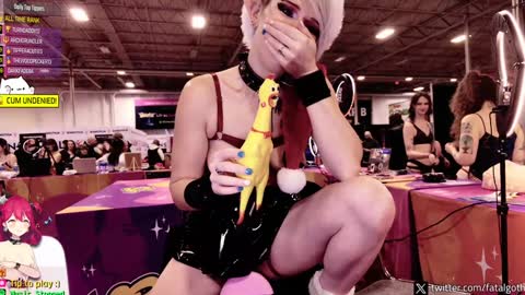  Lily  Waifu  online show from December 7, 10:28 pm