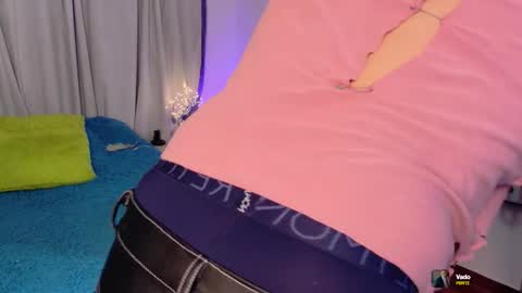 Johan online show from December 1, 10:48 pm