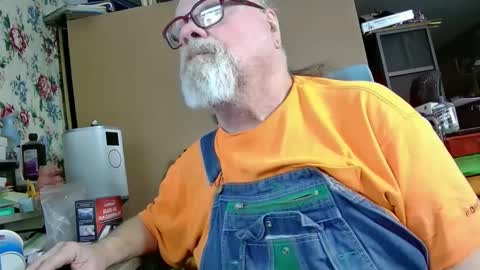 Fred. online show from February 9, 4:57 am