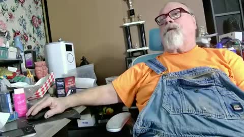 Fred. online show from March 2, 5:12 am