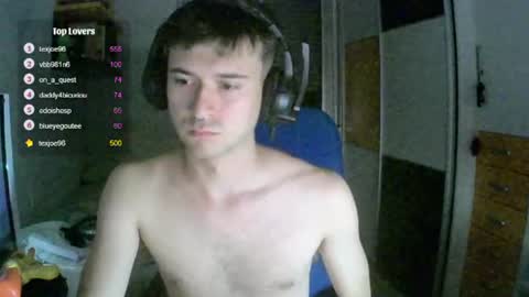 Snapshot of fatthickdickboy chatting on June 20, 12:03 am ThickDickTeen online show from June 20, 12:03 am