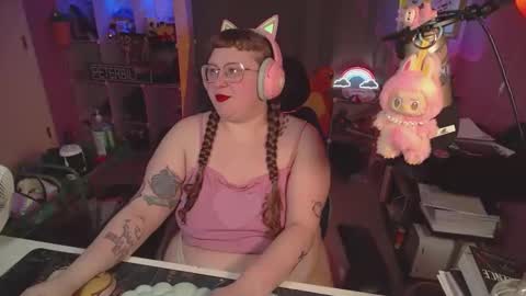 FatVeronica online show from March 30, 5:25 pm