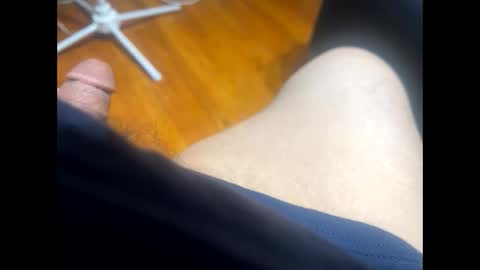 Snapshot of fatz71056 chatting on October 24, 9:17 am fatz71056 online show from October 24, 9:17 am