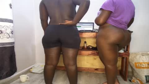 favgal online show from March 11, 9:34 am