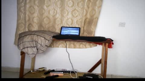 favgal online show from April 19, 6:10 pm