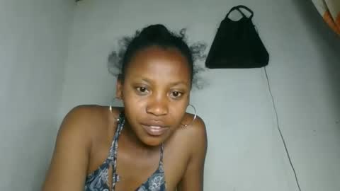 fayence09 online show from October 12, 1:15 am