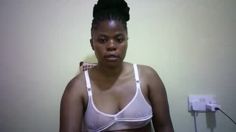Snapshot of fayzah_fah chatting on April 12, 12:10 pm Faith online show from April 12, 12:10 pm