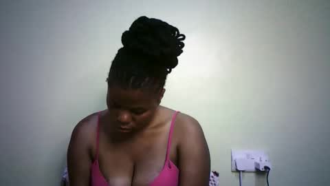 Snapshot of fayzah_fah chatting on April 20, 6:16 am Faith online show from April 20, 6:16 am