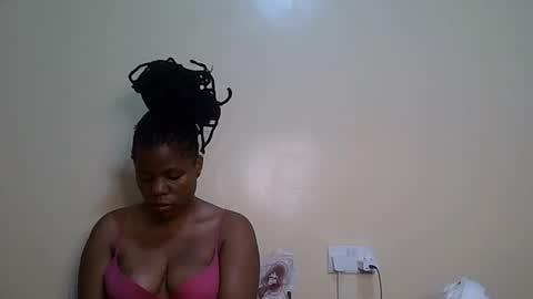 Snapshot of fayzah_fah chatting on April 28, 2:27 am Faith online show from April 28, 2:27 am