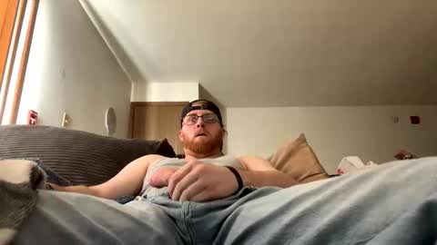 Snapshot of fbf231 chatting on March 21, 10:35 pm Bullpen14 online show from March 21, 10:35 pm