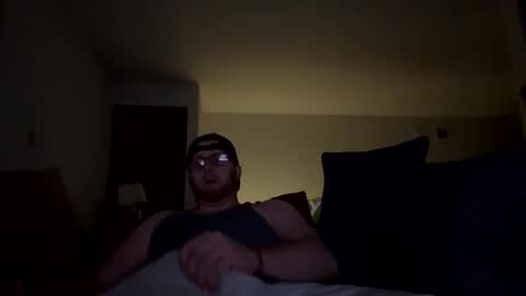 Snapshot of fbf231 chatting on April 19, 3:06 am Bullpen14 online show from April 19, 3:06 am