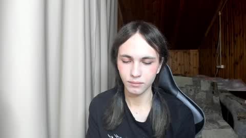 Snapshot of fcherthth chatting on January 21, 11:34 pm Mark online show from January 21, 11:34 pm