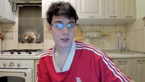 Snapshot of fckmikh chatting on December 17, 6:42 pm Michael online show from December 17, 6:42 pm