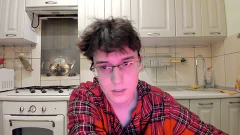 Snapshot of fckmikh chatting on December 24, 7:22 pm Michael online show from December 24, 7:22 pm