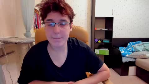 Snapshot of fckmikh chatting on February 13, 5:01 pm Michael online show from February 13, 5:01 pm