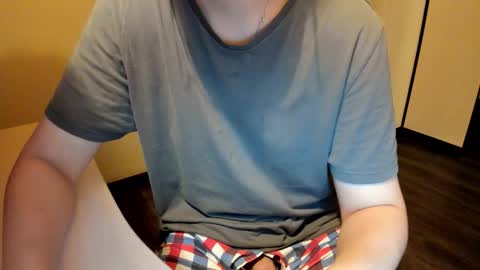 Snapshot of fckmikh chatting on November 1, 5:48 pm Michael online show from November 1, 5:48 pm