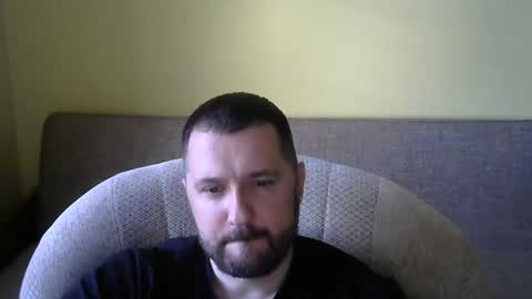 Snapshot of feb82 chatting on March 20, 1:27 pm feb82 online show from March 20, 1:27 pm