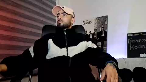 Federico Ofarrel online show from February 25, 2:10 am