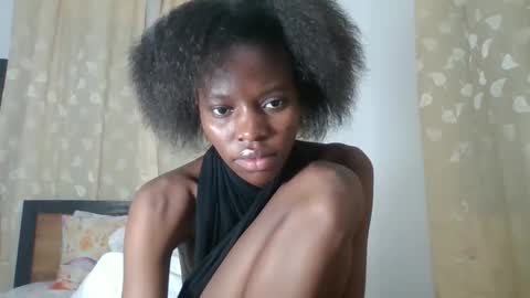 feetlovely507541 online show from May 16, 7:34 pm