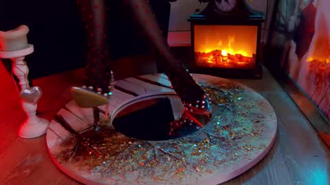 FeetVibe online show from November 25, 10:15 am