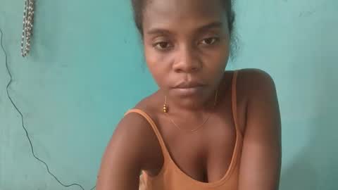 felanaa online show from April 3, 5:05 am