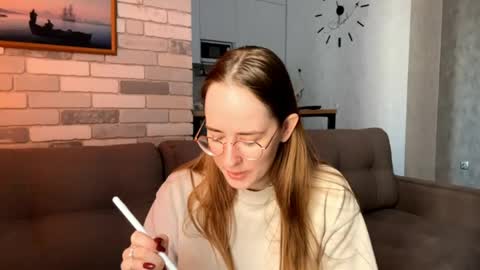 Snapshot of feleciacockrell chatting on March 24, 6:29 am Mary online show from March 24, 6:29 am