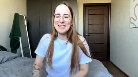 Mary online show from May 3, 6:08 am