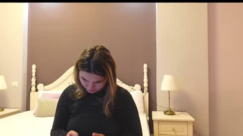 FeliciaKrige online show from January 6, 8:39 pm